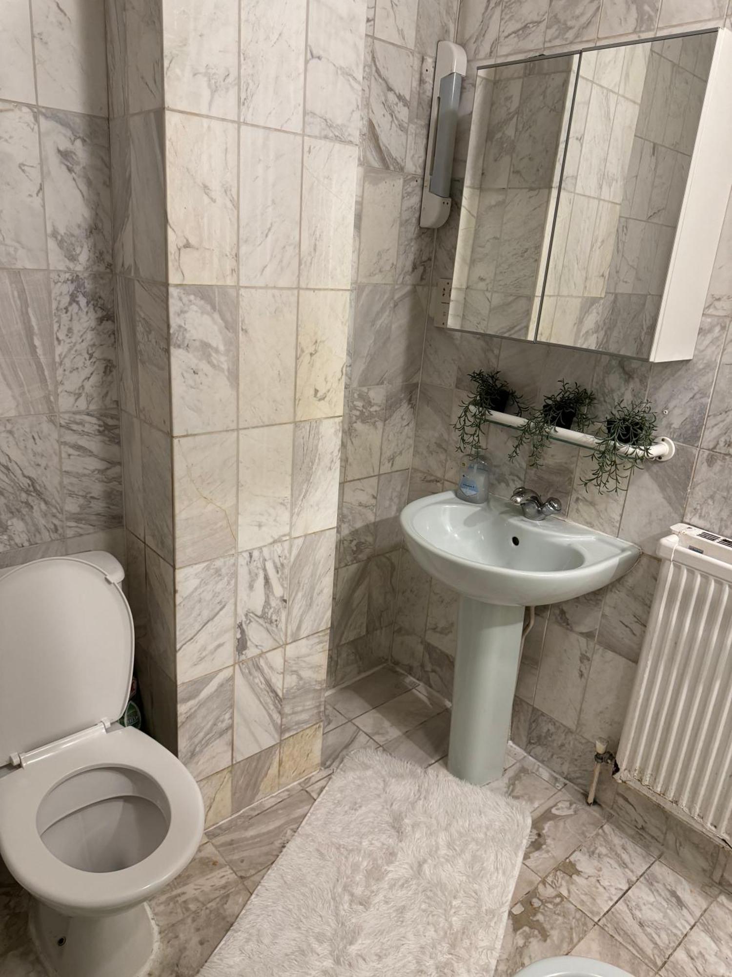 Central And Affordable Flat For 6 People In Zone 1 - Baker Street - With Breakfast Included Londen Buitenkant foto