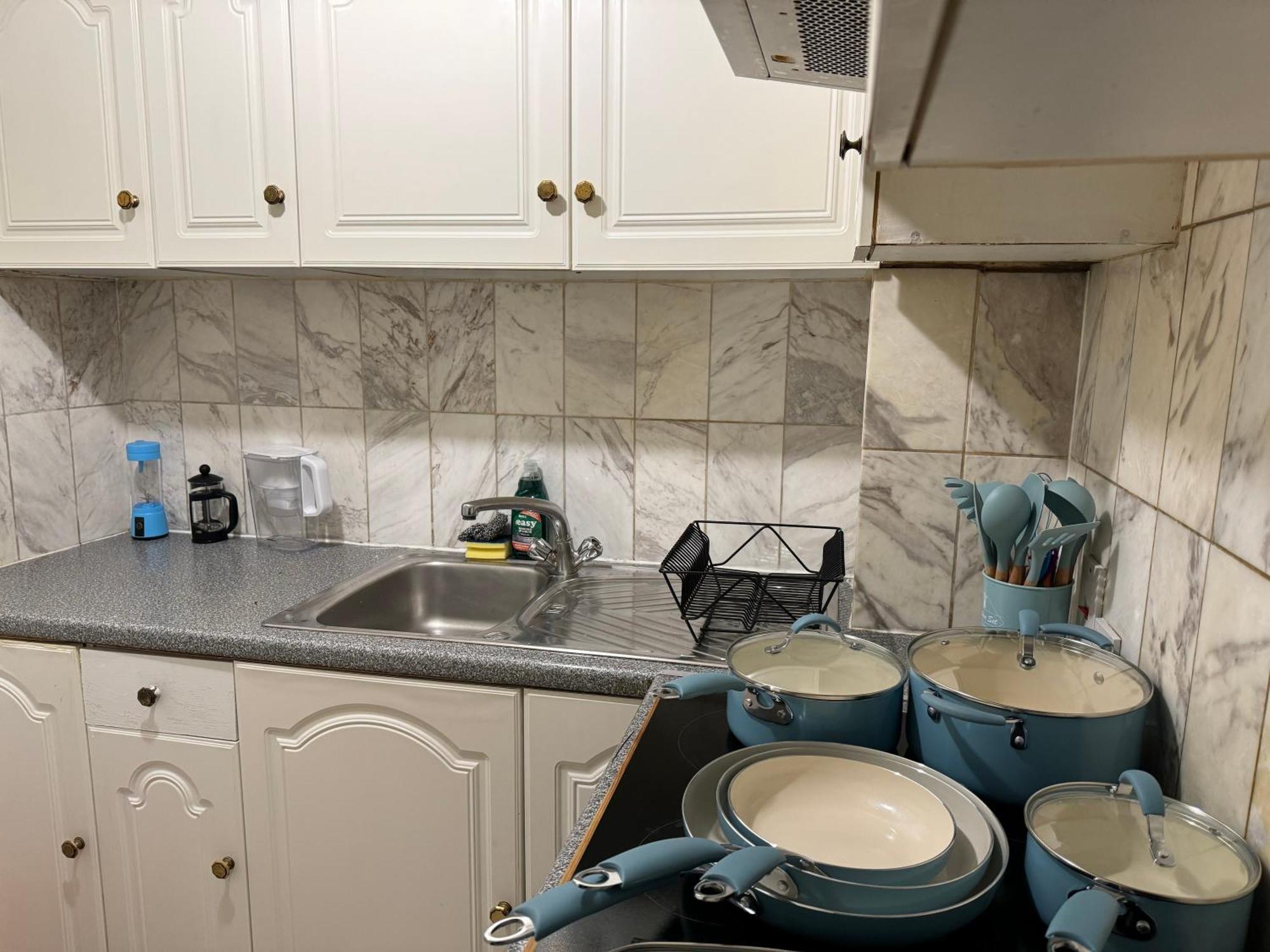Central And Affordable Flat For 6 People In Zone 1 - Baker Street - With Breakfast Included Londen Buitenkant foto