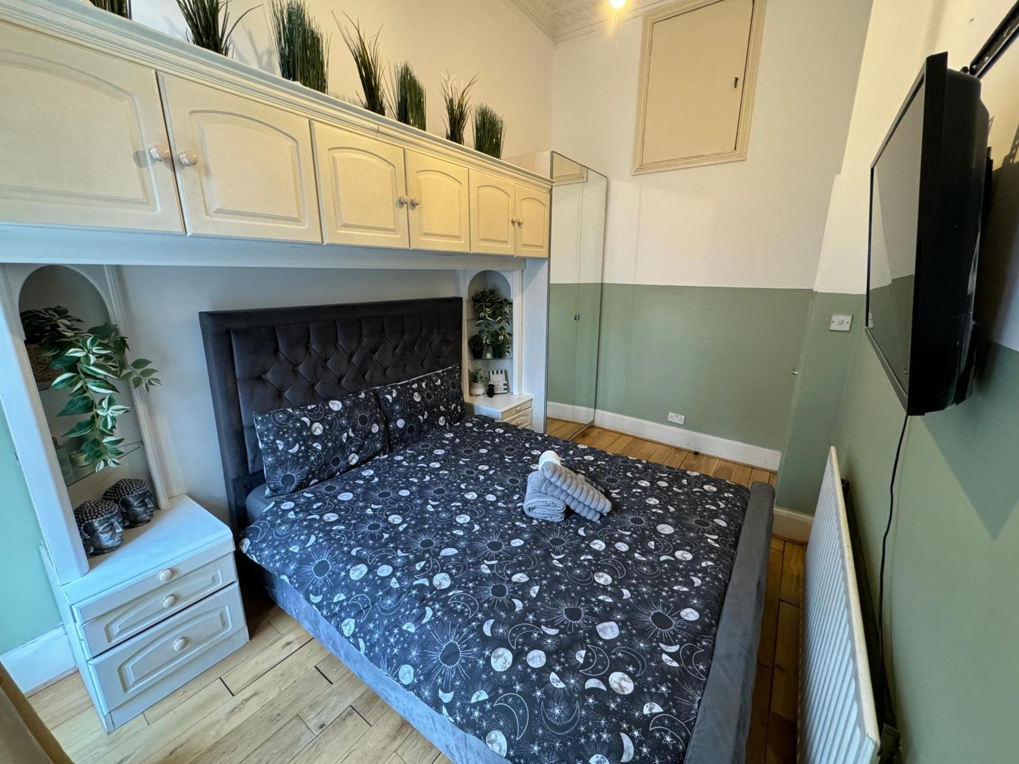Central And Affordable Flat For 6 People In Zone 1 - Baker Street - With Breakfast Included Londen Buitenkant foto