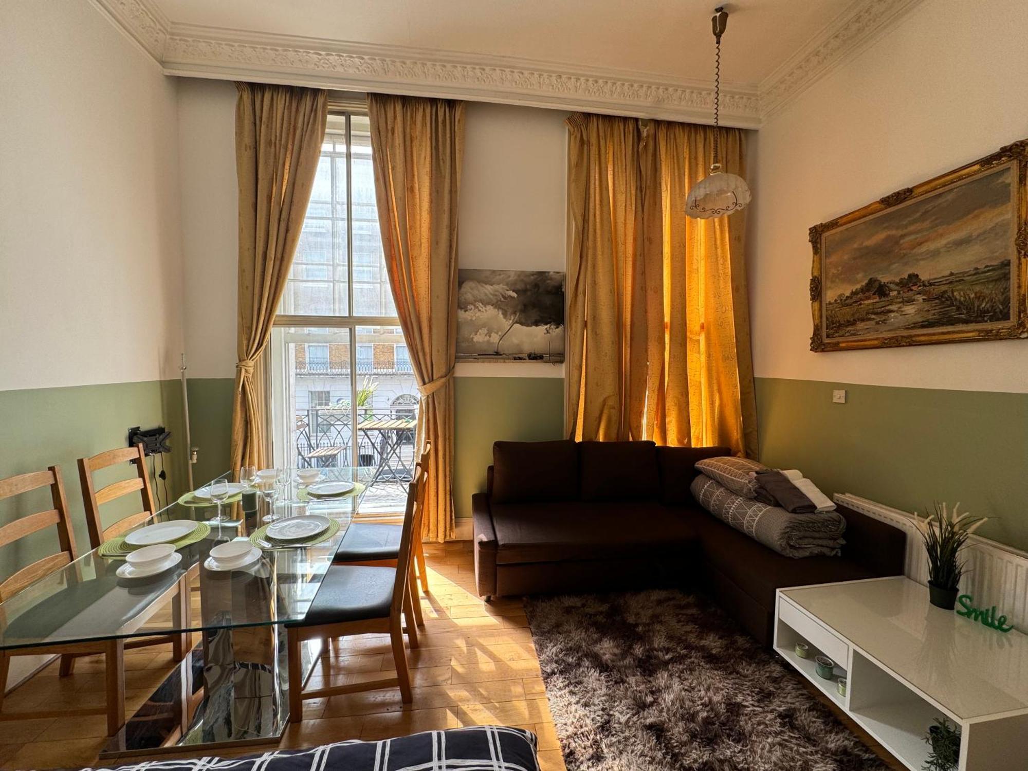 Central And Affordable Flat For 6 People In Zone 1 - Baker Street - With Breakfast Included Londen Buitenkant foto